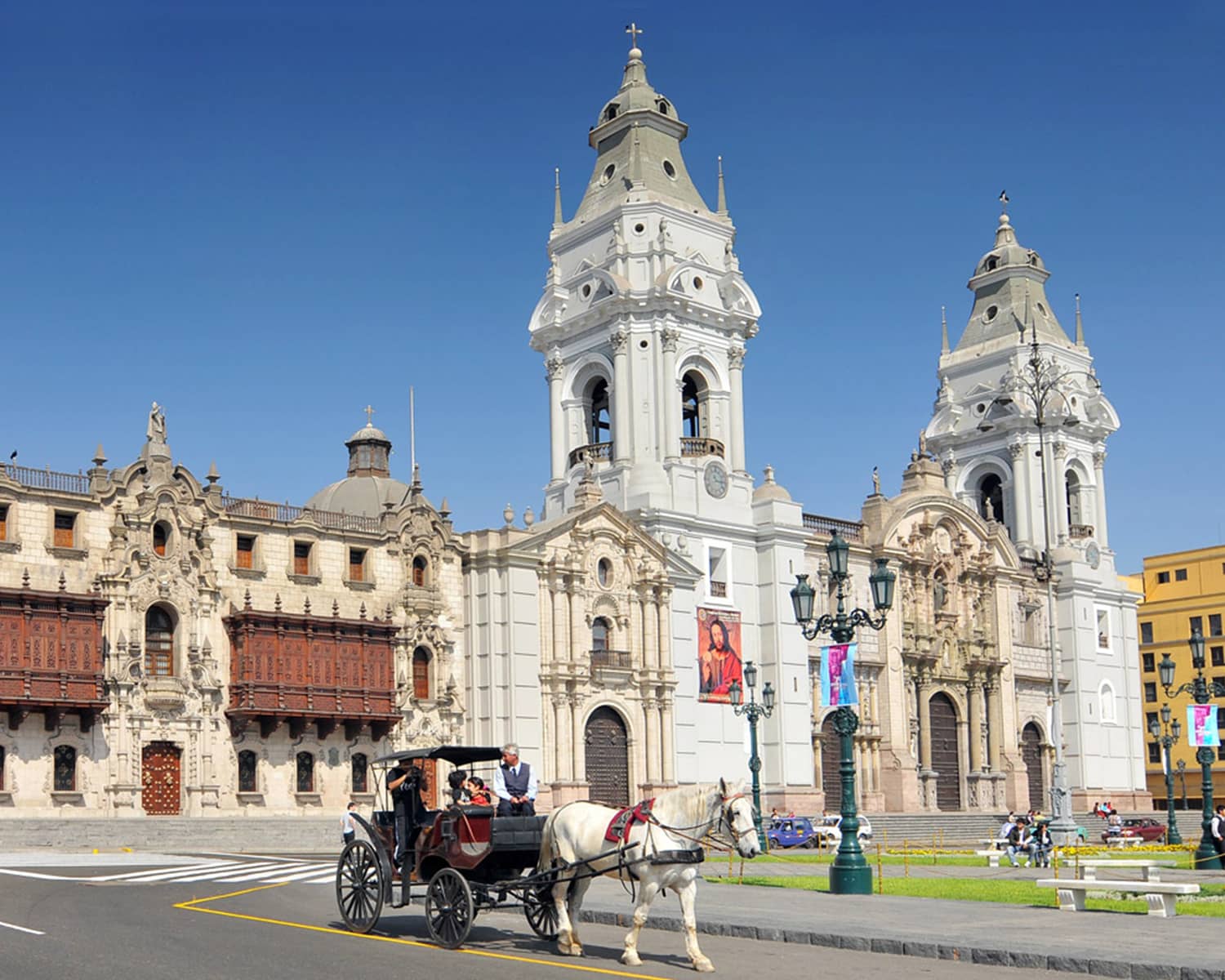praça principal de Lima