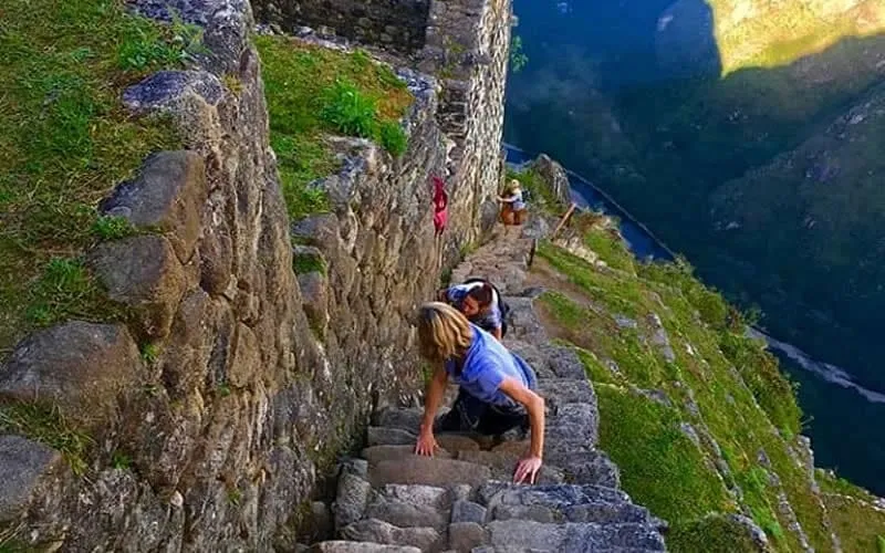 Huayna Picchu escalada
