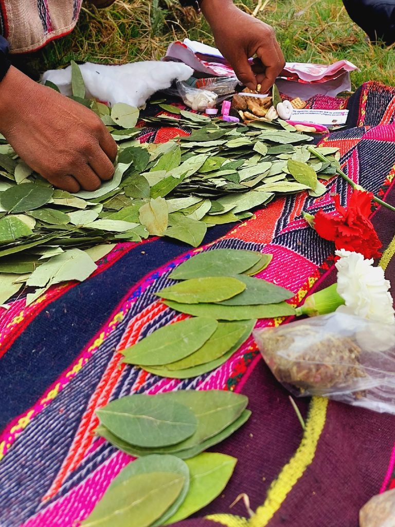 CERIMÔNIA À PACHAMAMA NA LAGOA PIURAY